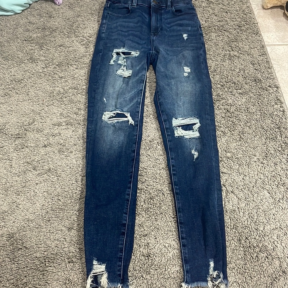 ripped jeans,skinny jeans